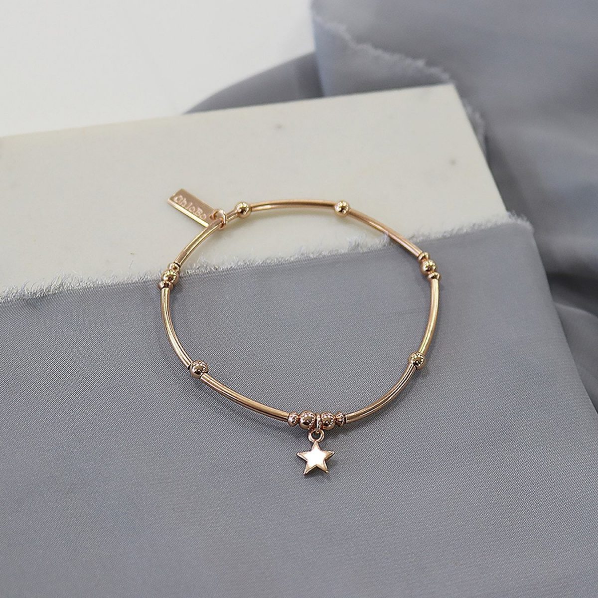 Mini Noodle Ball Star Bracelet - Gold (EGBMNB810)