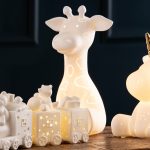 Belleek Living Giraffe Luminaire (9347)