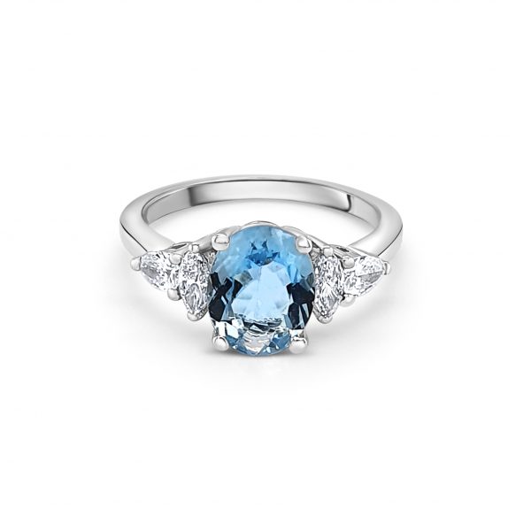 9ct White Gold Aquamarine & Diamond Ring